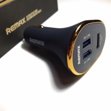 Автозарядка  Remax  Автомобильное зарядное устройство 3 USB порта АЗУ Car charger 6U63A чёрный