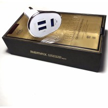 Автомобильное зарядное устройство REMAX 6U63A с 3 USB-портами, быстрая зарядка 2,4 А, АЗУ для смартфонов и планшетов Белый